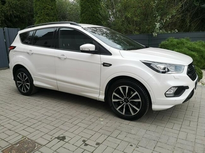 Ford Kuga 1,5 T182KM ST-line # Automat # Navi #FUL LED # Klimatr #4 x 4 # Salon