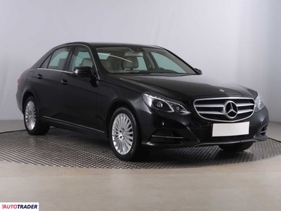 Mercedes E-klasa 2.1 167 KM 2015r. (Piaseczno)