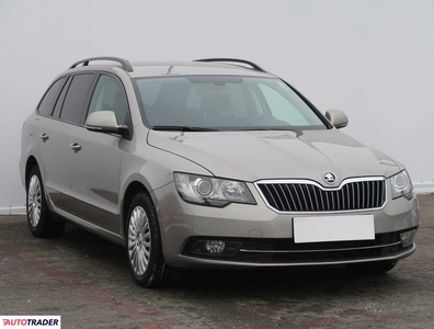 Skoda Superb 1.6 103 KM 2015r. (Piaseczno)