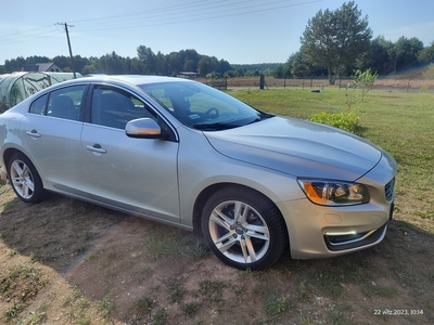 Volvo S60 II