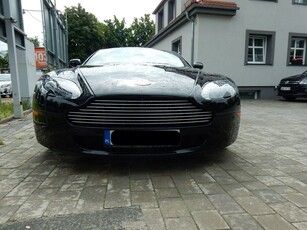 Aston Martin V8 Vantage Standard