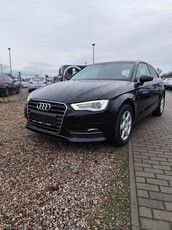 Audi A3 III (8V) 1.6TDI 105KM 6-biegów Xenon Alu Klmatronik Kamera PDC