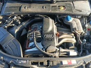 Audi A4 B6 2.0 130KM LPG, Nowy akumulator, uszkodzony