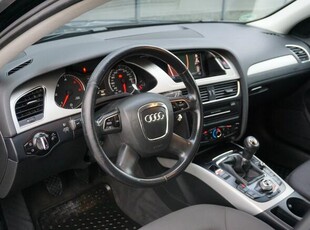 Audi A4 Grzane fotele, Czujniki, Climatronic, Navi, Tempomat, GWARANCJA,Serwis