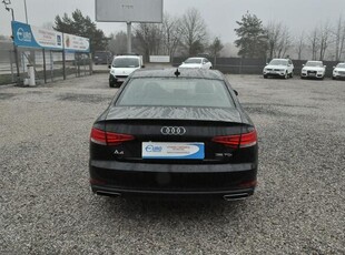 Audi A4 S-Tronic Gwarancja Nawigacja F-vat Salon Polska