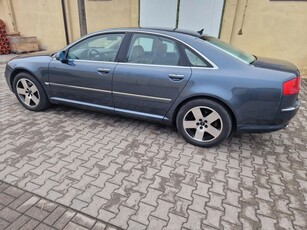 Audi A8 3.7 Quattro