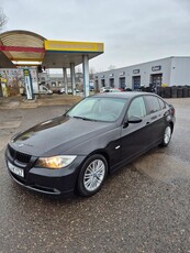 BMW Seria 3 320i