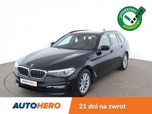 BMW SERIA 5 VII (F90) 520d Lounge Klimatronik Tempomat Navi El.Fotele Skóra Kamera PDC LED