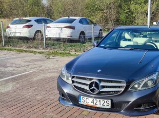 E 220 Blue TEC 4-Matic Avantgarde, stan idealny, garaż, serwis Mercedes