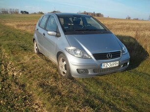 Mercedes 2.0 CDI 2007r skrzynia 6biegowa 150tyś bogato wypos