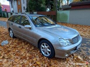 Mercedes-Benz C-klasa W203 2.2 CDI 2004r Lift, bardzo dobry stan