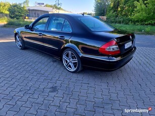 Mercedes Benz e320 cdi w211 avantgarde