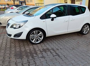 Meriva B Alu 18 130km grzana kierownica/zamiana