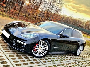 Porsche Panamera Turbo Sport Turismo