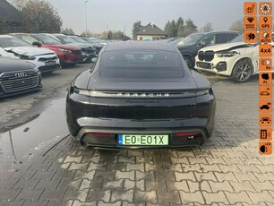 Porsche Taycan Turbo S 80kWh 625KM