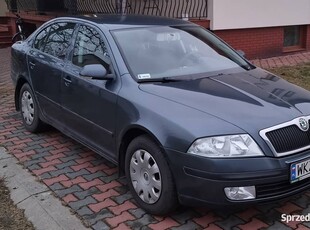 Skoda Octavia II 1.6 FSI 115 KM Ambiente z 2005 r. – Doskonały wybór!