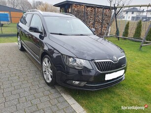 Skoda superb Lift 2013/2014 Alkantara Alu 18