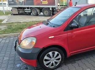 TOYOTA YARIS 1,0 VVT-I 5-DRZWIOWY !!!