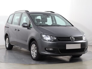 Volkswagen Sharan II , Salon Polska, Serwis ASO, 7 miejsc, Navi, Xenon, Bi-Xenon,