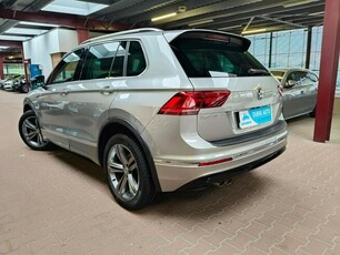 Volkswagen Tiguan 2.0 190KM 4x4DSG R-Line,Panorama,El.Klapa,MartwePole,Asys.Parkow.FV23%