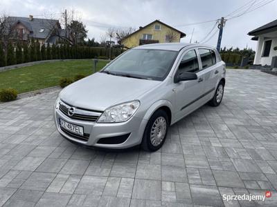 super stan z Niemiec 1,6 benzyna Opel Astra zarejestrowana