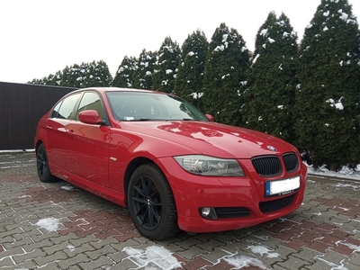 BMW SERIA 3 IV (E90/E91/E92/E93) BMW 318 Sedan 2,0 NAVI Zarejestrowana Uszkodzona