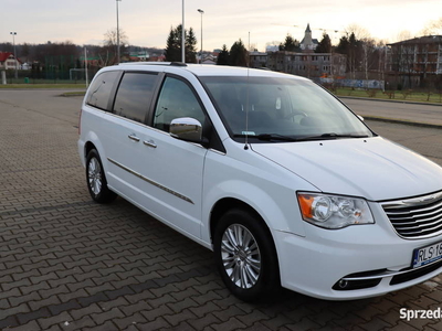 Chrysler Town & Country z 2016r. Wersja Limited