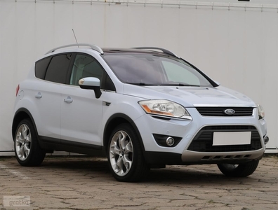 Ford Kuga , Skóra, Navi, Klimatronic, Tempomat, Parktronic,