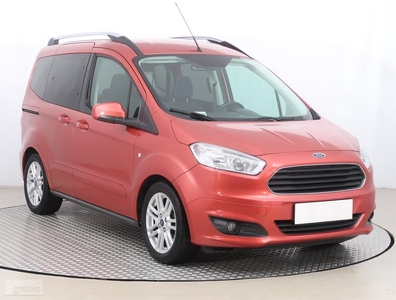 Ford Tourneo Courier , L1H1, 5 Miejsc