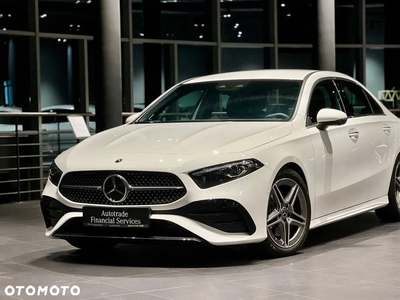 Mercedes-Benz Klasa A 220 4-Matic AMG Line 8G-DCT