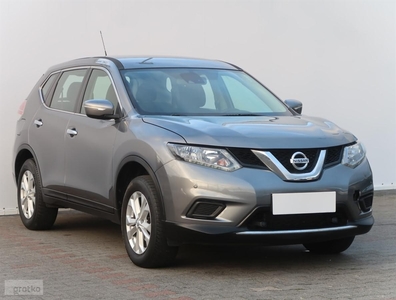 Nissan X-trail III , Klima, Tempomat, Parktronic