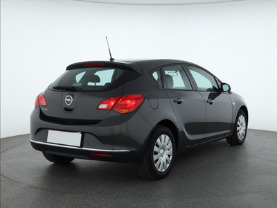 Opel Astra 2014 1.6 16V 119615km ABS klimatyzacja manualna