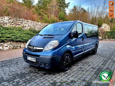 Opel Vivaro 2.0 CDTi 115 KM Brygadówka Long Klima 6 osób Niski Przebieg