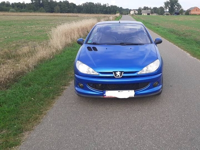 Peugeot 206cc 2.0 16v 136km