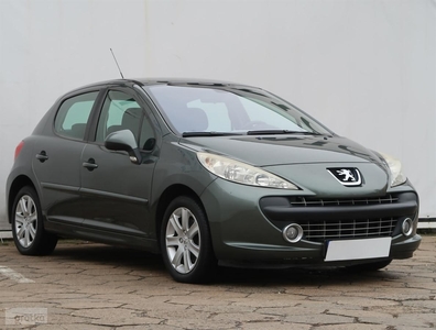 Peugeot 207 , Klimatronic, Tempomat,ALU