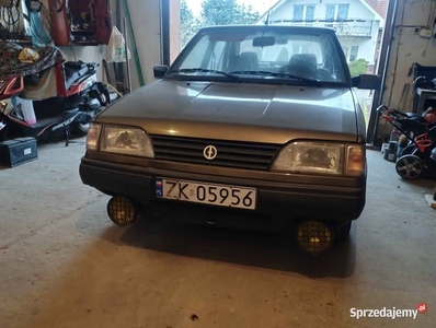 Polonez Atu 1,6