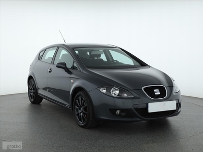 SEAT Leon II , Salon Polska, Klimatronic, Tempomat, Parktronic