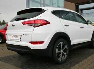 Hyundai Tucson 1.7CRDI 115KM Style LED Nawigacja Kamera SALON POLSKA Bezwypadkowy