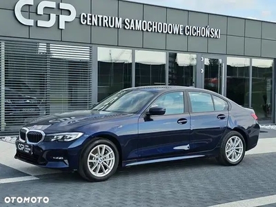 BMW Seria 3 330i xDrive Sport Line