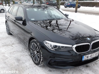 BMW Seria 5 518d Sport Line