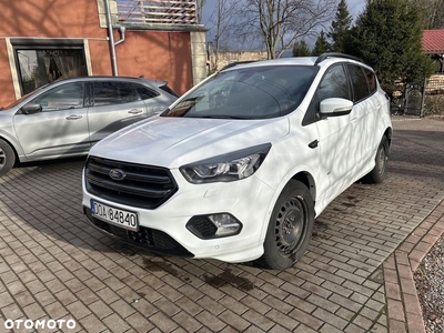 Ford Kuga 2.0 TDCi 4x4 ST-Line