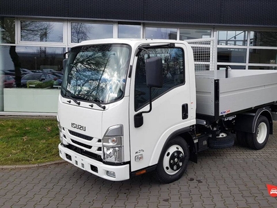 Isuzu M21