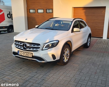 Mercedes-Benz GLA 200 7G-DCT Style