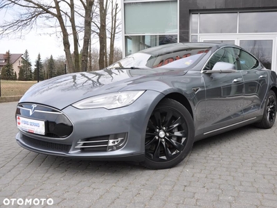 Tesla Model S Standard