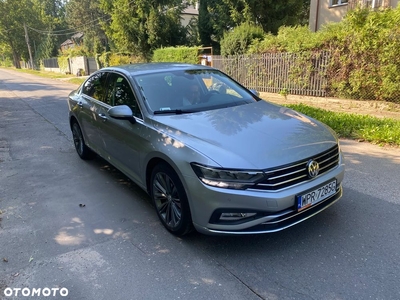 Volkswagen Passat 2.0 TSI Elegance DSG