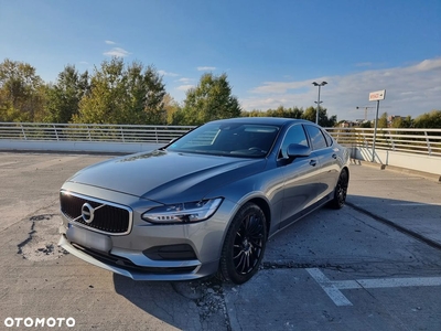 Volvo S90 D4 Momentum