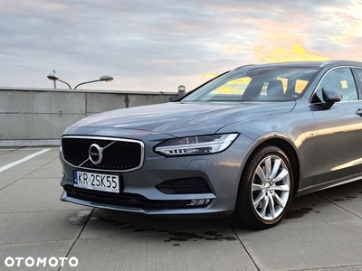 Volvo V90 D4 Momentum