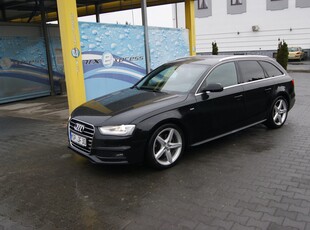 Audi A4 IV (B8) S-line