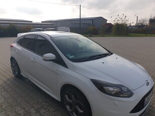 Ford Focus III 2.0 ST 250KM. Piękna bestia - uszk. głowica.