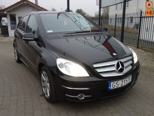 Mercedes-Benz Klasa B W245 Mercedes B 200 2011 2.0 benzyna 136km automat grzane fotele navi xen